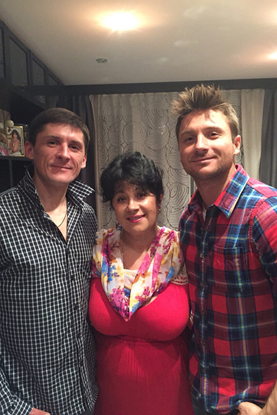 Валентина Викторовна  счастлива, что сыновья  Павел и Сергей дружат