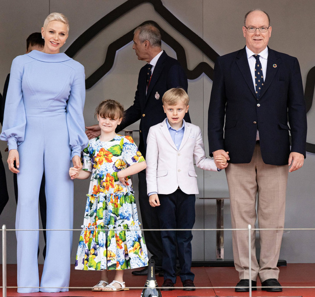 Дети князя Монако Альбера и княгини Гарден: станут ли они жертвами фамильного проклятия?