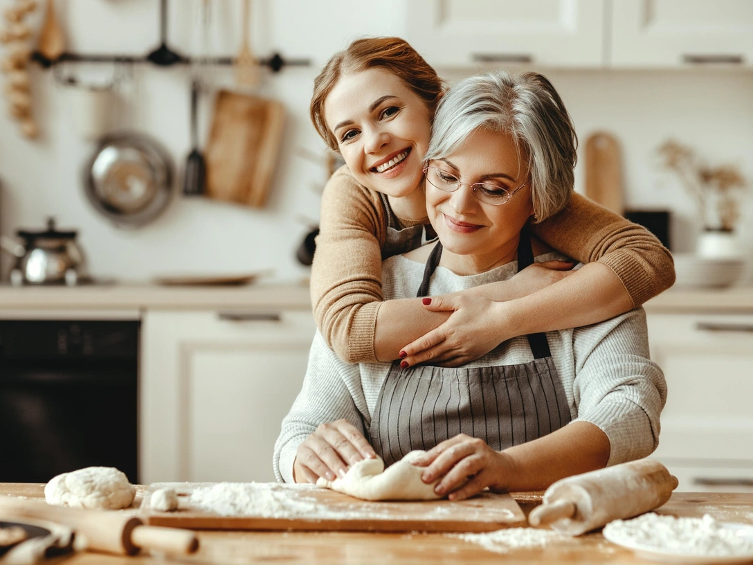 10 кулинарных секретов наших мам и бабушек, которые до сих пор работают | marieclaire.ru