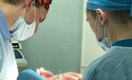 В Подмосковье врачи сделали мужчине уретру из нижней губы