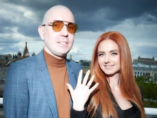 «У нас строится дом, страховка дорогая!»: Лена Катина недовольна, что муж потратил на машину 30 млн