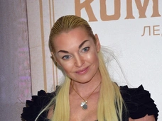 Анастасия Волочкова: «Свадьбу сыграем на берегу реки Мойки»
