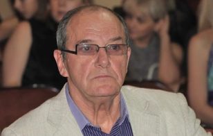 «Я требую опровержения»: Эммануил Виторган взбешен слухами о своем отъезде из России