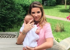 Галина Юдашкина заметно постройнела после родов