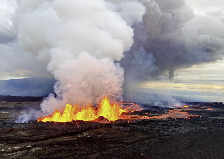 Жерла планеты от Везувия до Пинатубо: посмотрите на 14 действующих вулканов со всего света