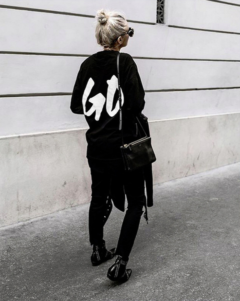 Total black: как носить черный