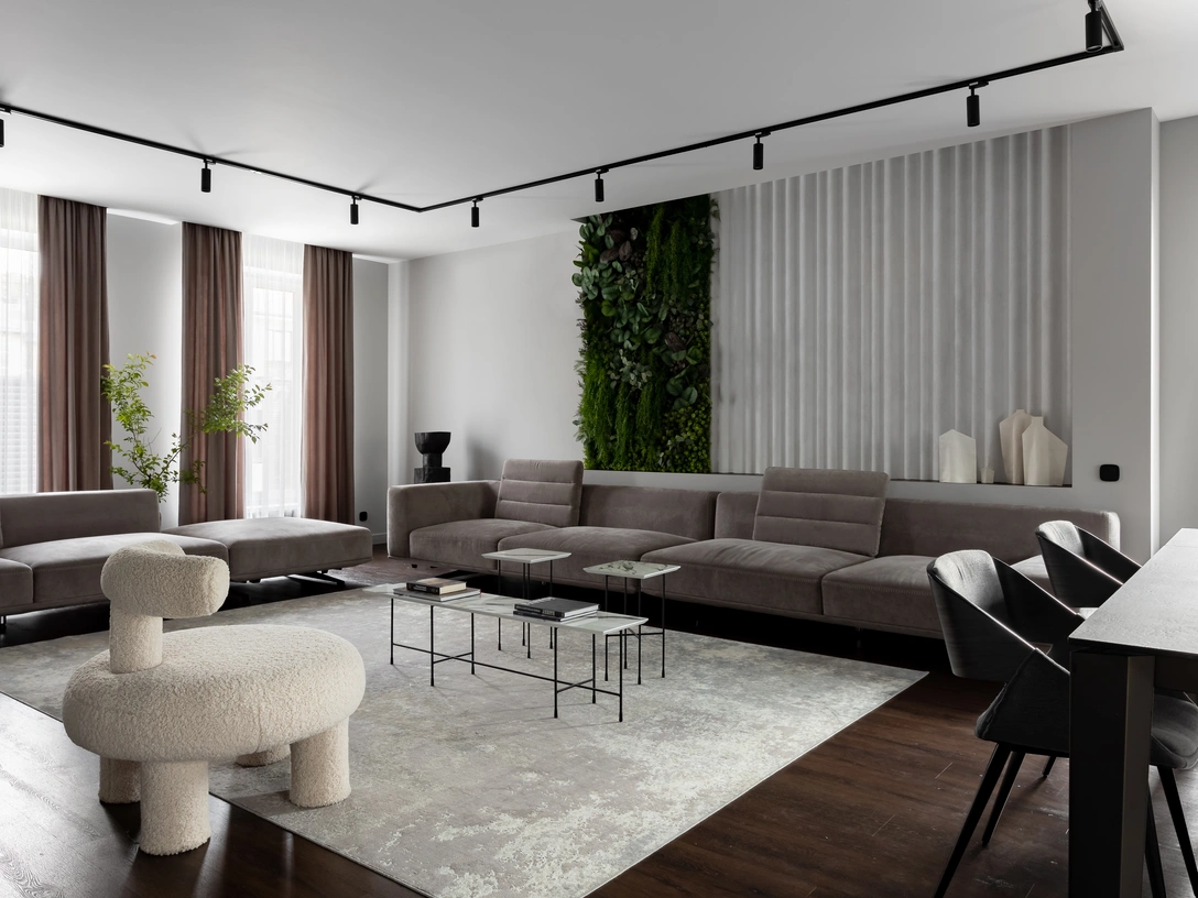 Диван Мonako, O'Prime. Панели, Artpole. Журнальный стол, Enza Home. Керамика, Dream style. | Источник: Елизавета Гуровская. стиль: Олеся Тарасенко