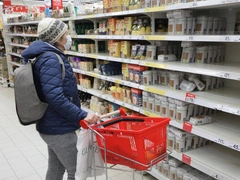 Роспотребнадзор дал советы по хранению купленных впрок запасов