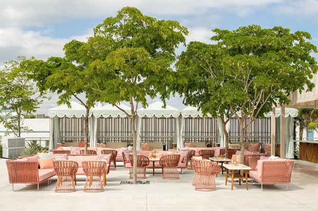 Фото №3 - The Goodtime Hotel: атмосферный отель в Майами по дизайну Кена Фалка