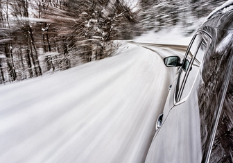 Снежные мотивы: о чем нужно вспомнить автомобилисту в преддверии зимы