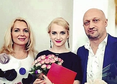 Дочь Гоши Куценко и Марии Порошиной: «Стеснялась своих родителей»