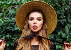 Анна Седокова лишила экс-супруга встреч с дочерью перед его смертью