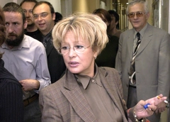 Марина Неелова: «Попросила Гафта принести трусы жены, чтобы заткнуть ему рот»
