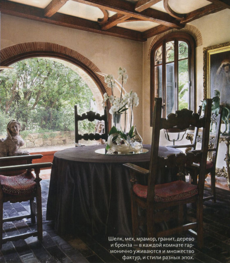 Роберто Кавалли показал нестареющую жену и старинный дом
