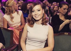 Юлия Савичева готовит триумфальное возвращение на сцену