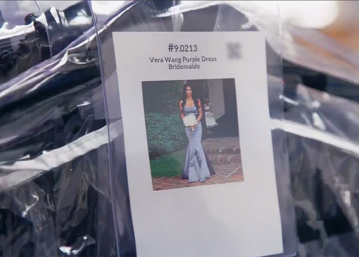 Ты будешь в шоке: Ким Кардашьян показала гигантский склад своей старой одежды
