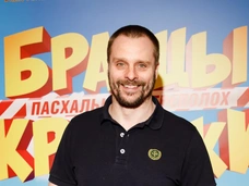 Почему Александр Носик избегает Крайнову, скрывает вторую жену и прячет больную маму от отчима