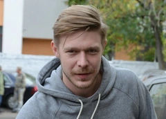 Никита Ефремов вспомнил, как в детстве стал жертвой домогательств взрослого мужчины