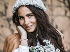 39-летняя Саша Зверева призналась, что забеременела четвертым ребенком с первой попытки