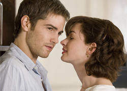 10 причин, почему мужчина избегает эмоциональной привязанности к женщине