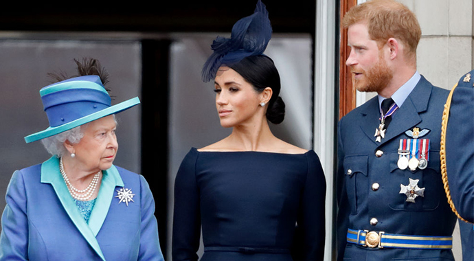 Королева говорит: Букингемский дворец отреагировал на скандальное интервью Меган и Гарри