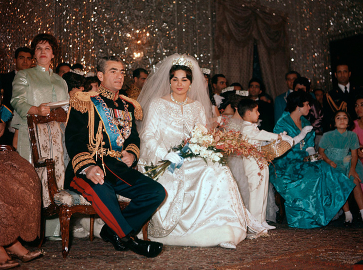 Последняя императрица Ирана: «Они говорили, если я убью мужа, то смогу вернуться домой»