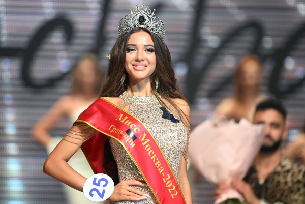 Победительницей конкурса «Мисс Москва-2022» стала Анна Янкова. Больше фото красавицы
