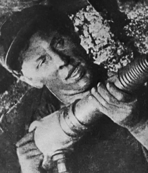 8 самых сомнительных героев СССР