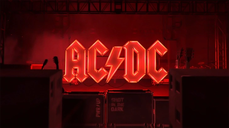 AC/DC и еще 10 клипов недели | maximonline.ru