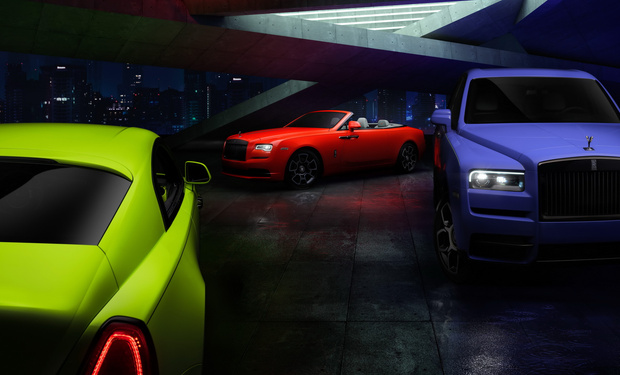 Фото №1 - Ночи в стиле неона — Rolls-Royce удивил новыми раскрасками