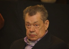 Николай Караченцов празднует прогресс в лечении