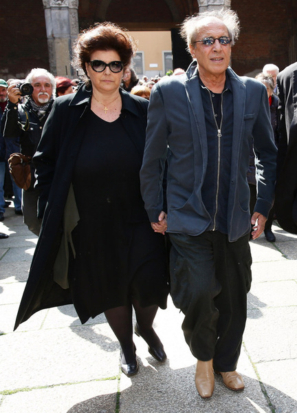 Как выглядит сейчас бессмертный секс-символ Адриано Челентано Как выглядит сейчас бессмертный секс-символ Адриано Челентано