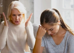 Как общаться с неприятными людьми: 9 советов, чтобы скрыть раздражение