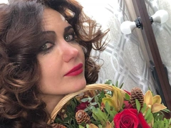 Екатерина Климова показала «заплаканное» лицо с потекшей тушью и красным носом