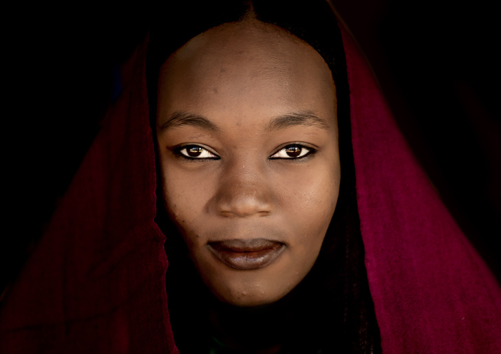 Глиняные косы, синие ногти и губы: как выглядят красавицы туарегов