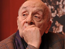 Леонид Броневой госпитализирован после падения с лестницы