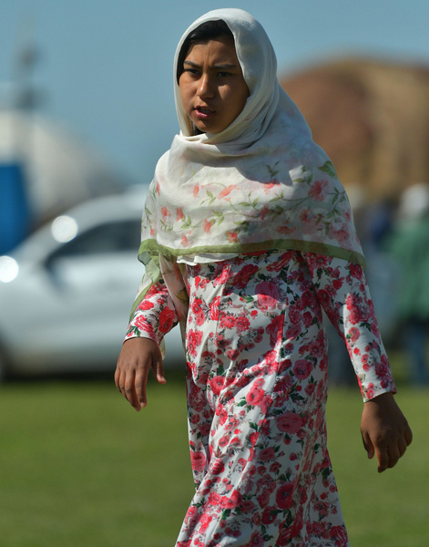 Нельзя красить волосы и держаться за руки: как притесняют женщин в Туркменистане