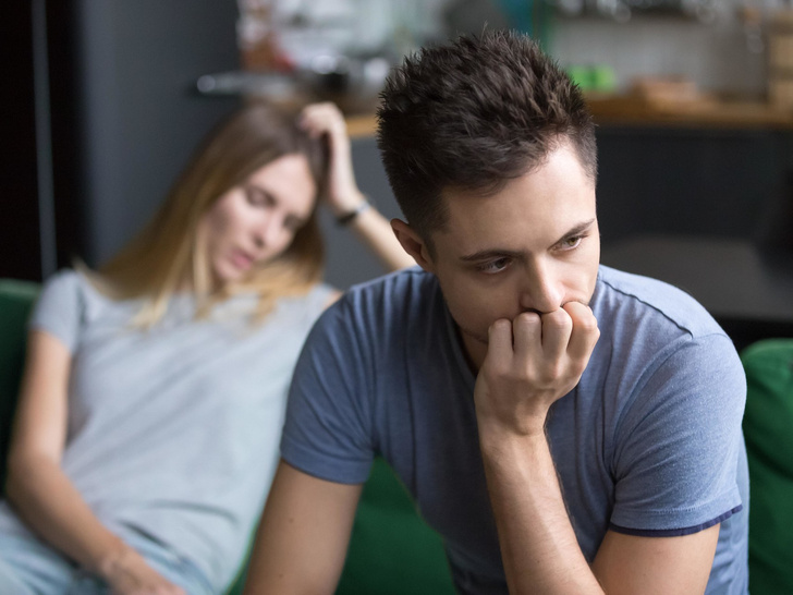Призрак любви: 6 неявных признаков, что ваш мужчина все еще скучает по бывшей (а вы не замечали)