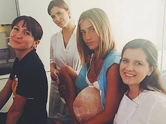 Нино Нинидзе выложила в Сеть фото с голым беременным животом