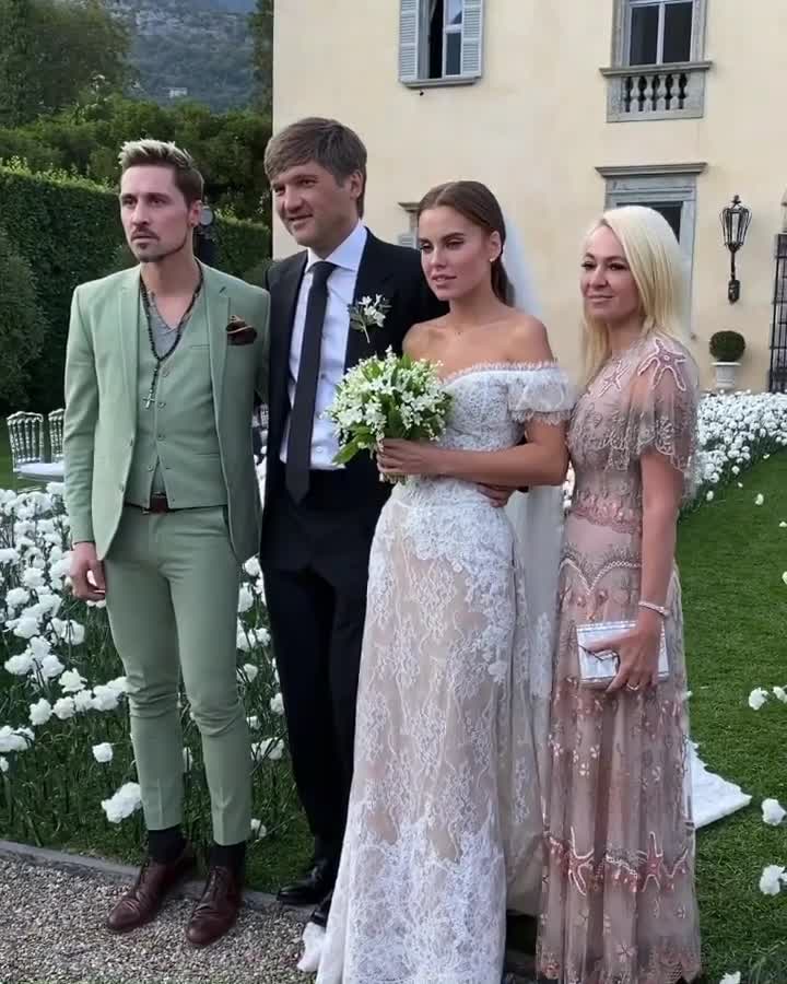 Ивановода бір жігіт жыныстық қатынас үшін қыз іздейді. Арық қыз үлкен әтеш порносын өңдейді