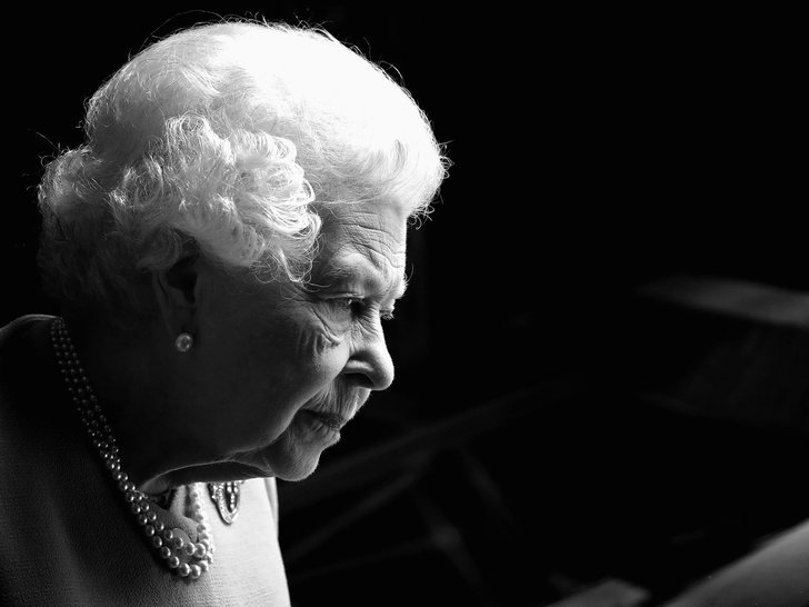 Последний путь Елизаветы II: как прошли похороны любимой мамы, бабушки и Королевы Великобритании