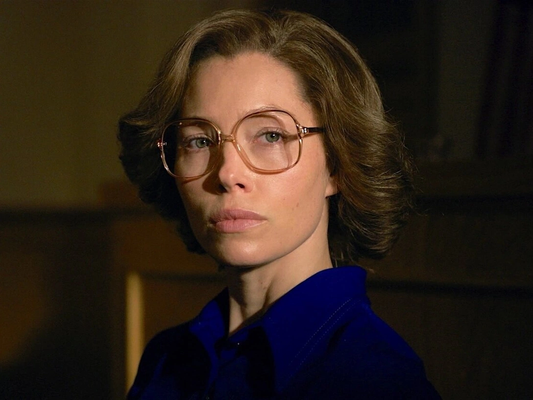 Кадр из сериала «Кэнди» | marieclaire.ru