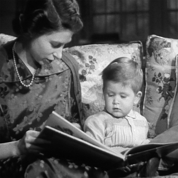 Архивные кадры: Карл III показал свои детские фото, и вот каким милым был будущий король