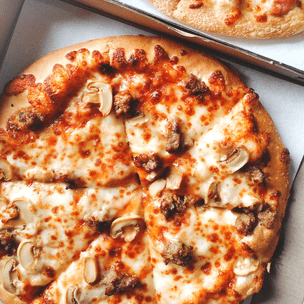 [тест] Выбери пиццу, и мы скажем, почему тебе не везет с парнями