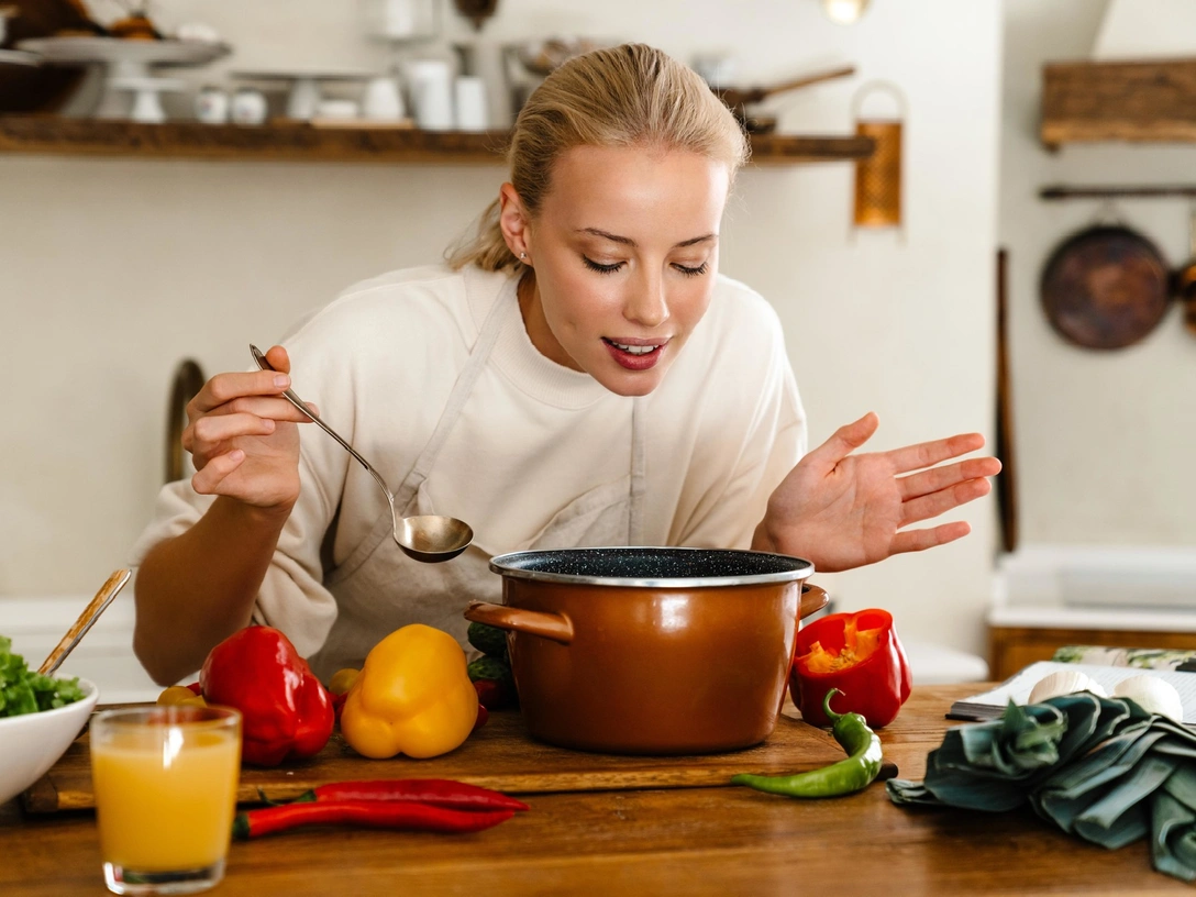 Правда или ложь: какие супы на самом деле полезны, а какие вам навредят? | marieclaire.ru