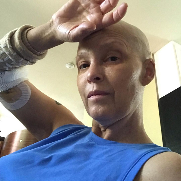 47-летняя звезда сериала «Сверхъестественное» Никки Эйкокс скончалась от рака