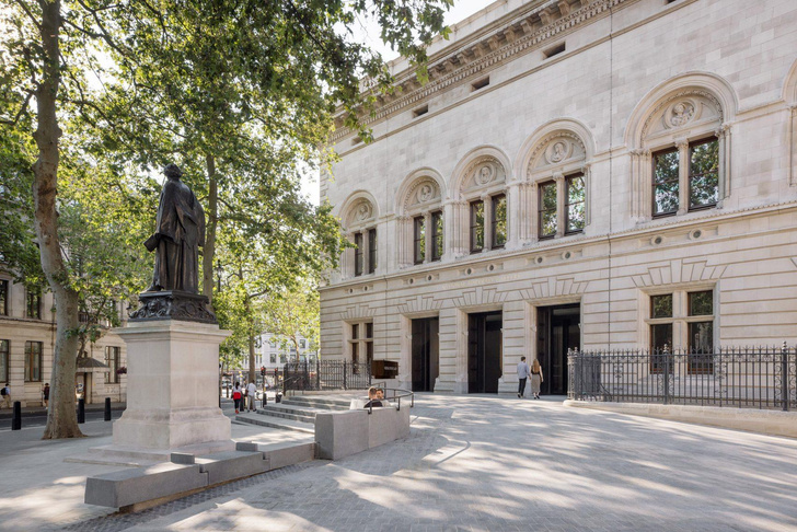 Национальная портретная галерея в Лондоне открылась после капитального ремонта