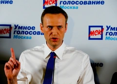 Алексея Навального вывели из комы