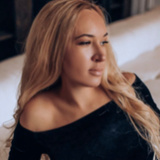 Александра Лысенкова