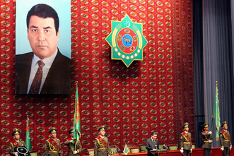 Только белые авто, запрет на кондиционеры и другие странные законы Туркменистана